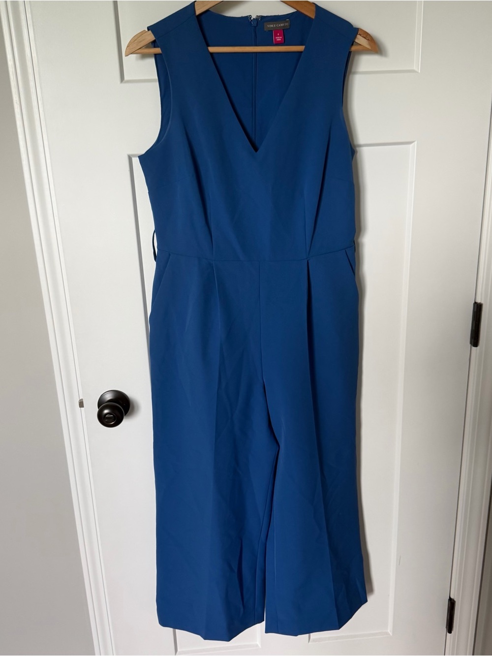 Vince Camuto Royal Blue Sleeveless Jumpsuit Wide Leg Sz 4 V Neck Pockets